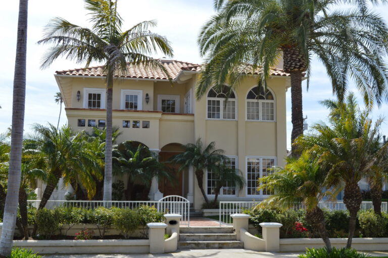 Florida Home With Palm Trees and Garden